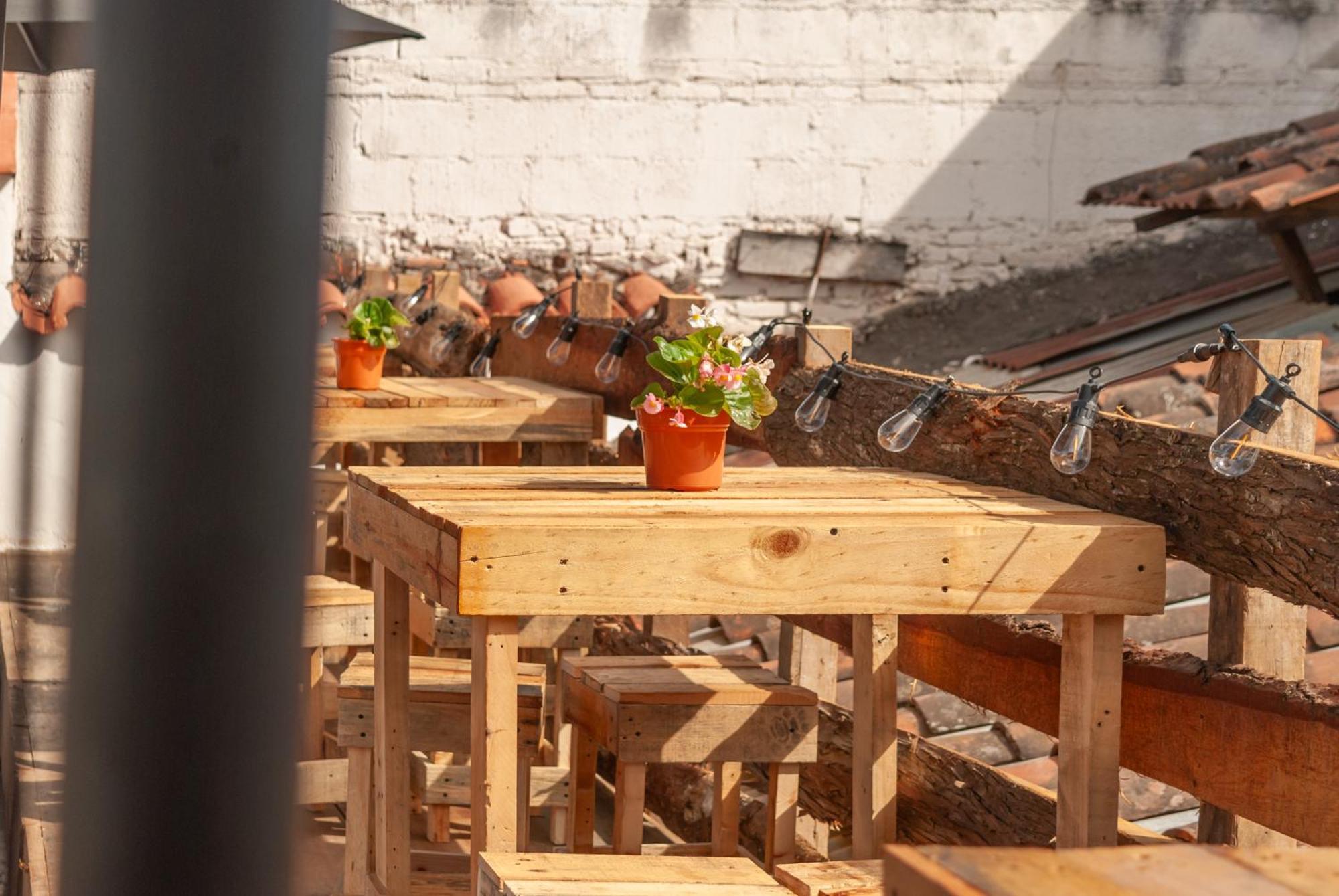Kamazoztz Hostel And Travel Antigua Ngoại thất bức ảnh