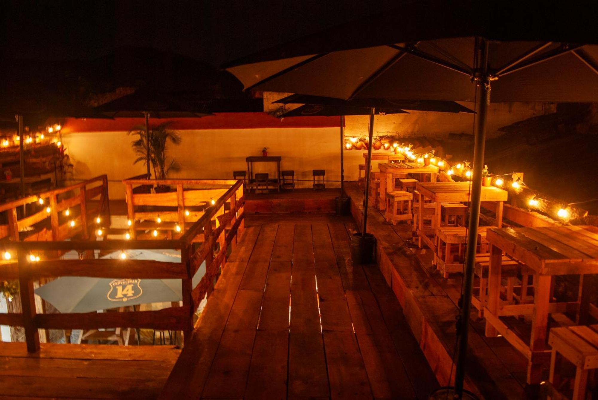 Kamazoztz Hostel And Travel Antigua Ngoại thất bức ảnh