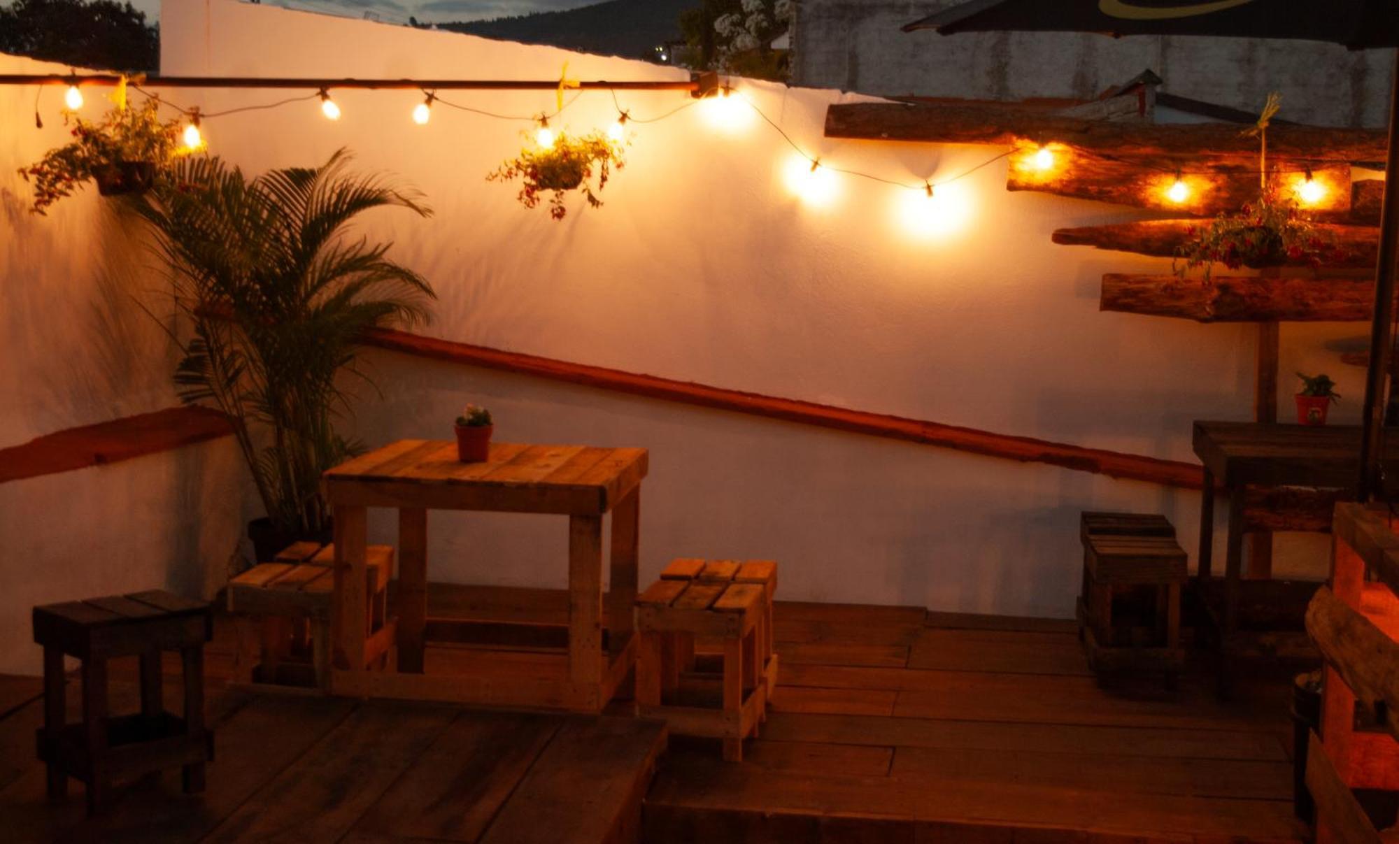 Kamazoztz Hostel And Travel Antigua Ngoại thất bức ảnh