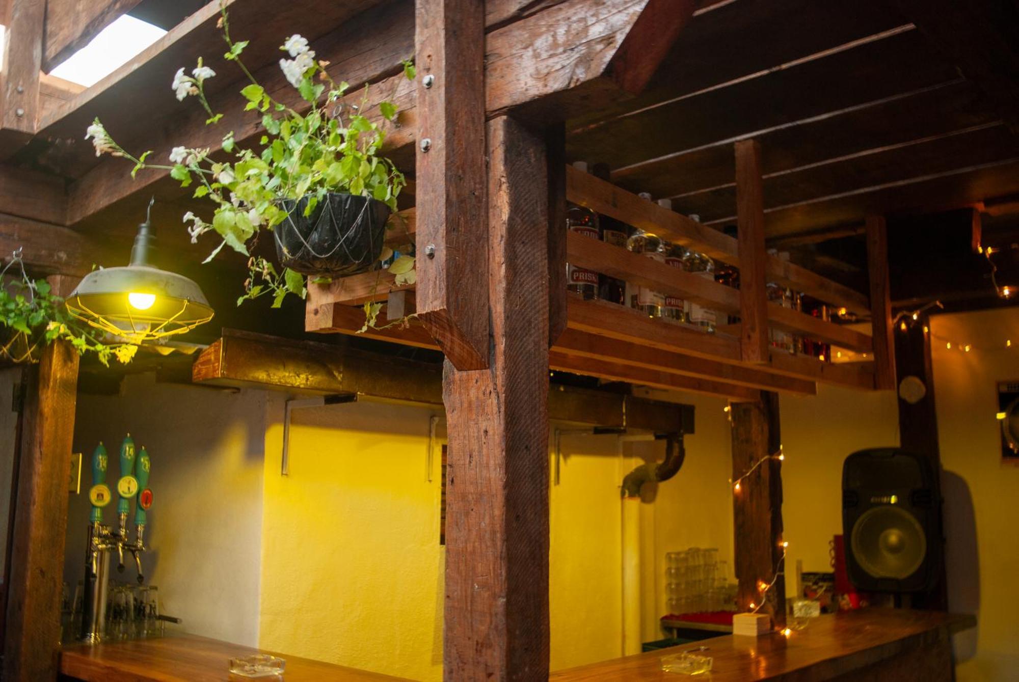 Kamazoztz Hostel And Travel Antigua Ngoại thất bức ảnh