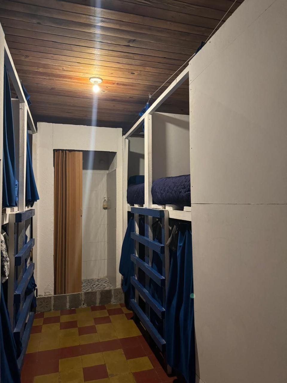 Kamazoztz Hostel And Travel Antigua Ngoại thất bức ảnh